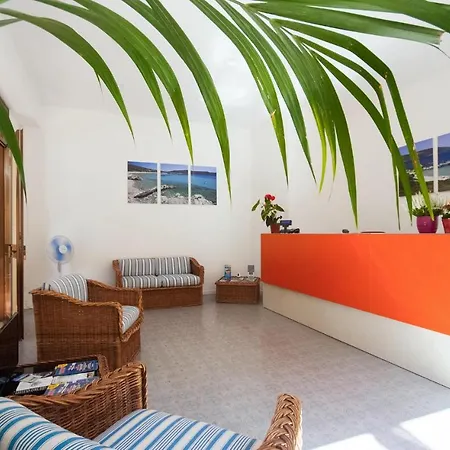 דירה Stunning In Li With 1 Bedrooms לקונה